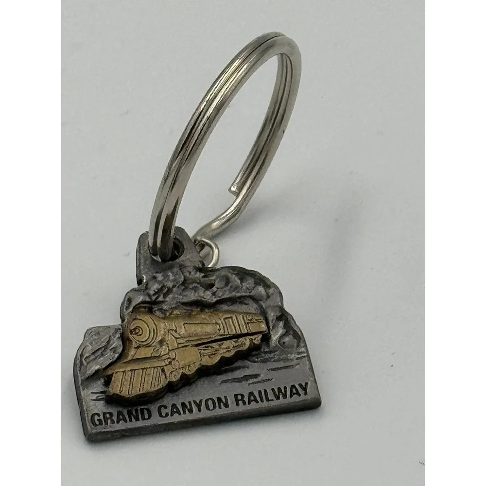 Grand Canyon Railway Keychain‎ Charm Superb Pewter Finish Steam Locomotive Train